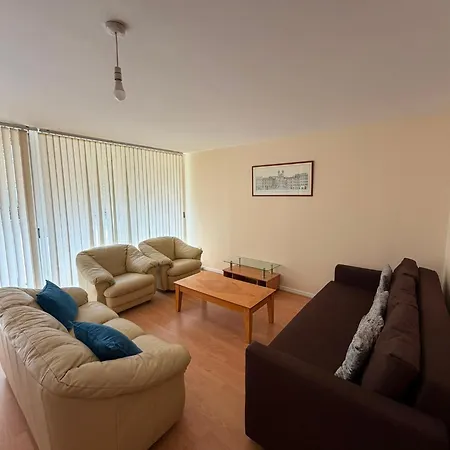 Comfortable 1-bed Near Croke Park 80 *
